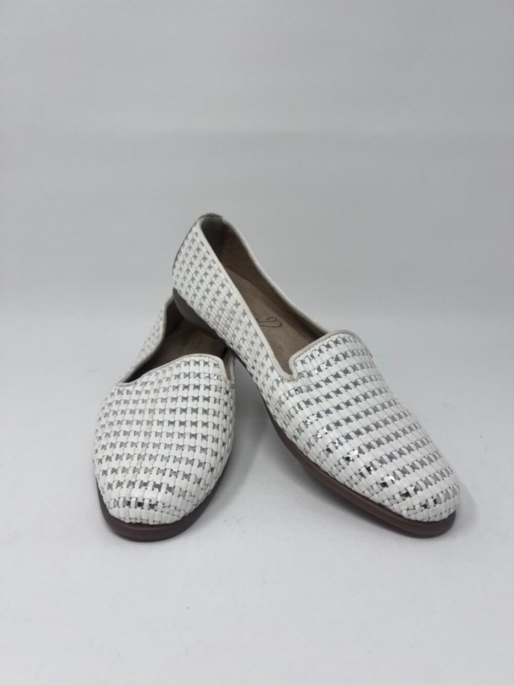 Aerosoles Brielle Woven Loafers Womens 9 White Silver Flats NWOB